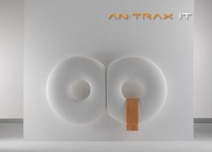 Radiadores de diseño ANTRAX IT, serie ZERO-OTTO diseño moderno en elementos de calefacción. Duran, expertos en radiadores y calefacción eficiente y de diseño